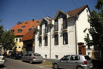 Abbázia Club Kék Hotel